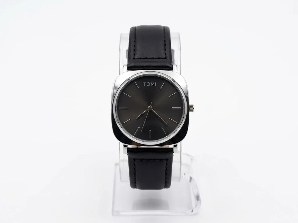 Men's Aesthetic Watch | Square Dial | Tomi Brand | Synthetic Leather Strap